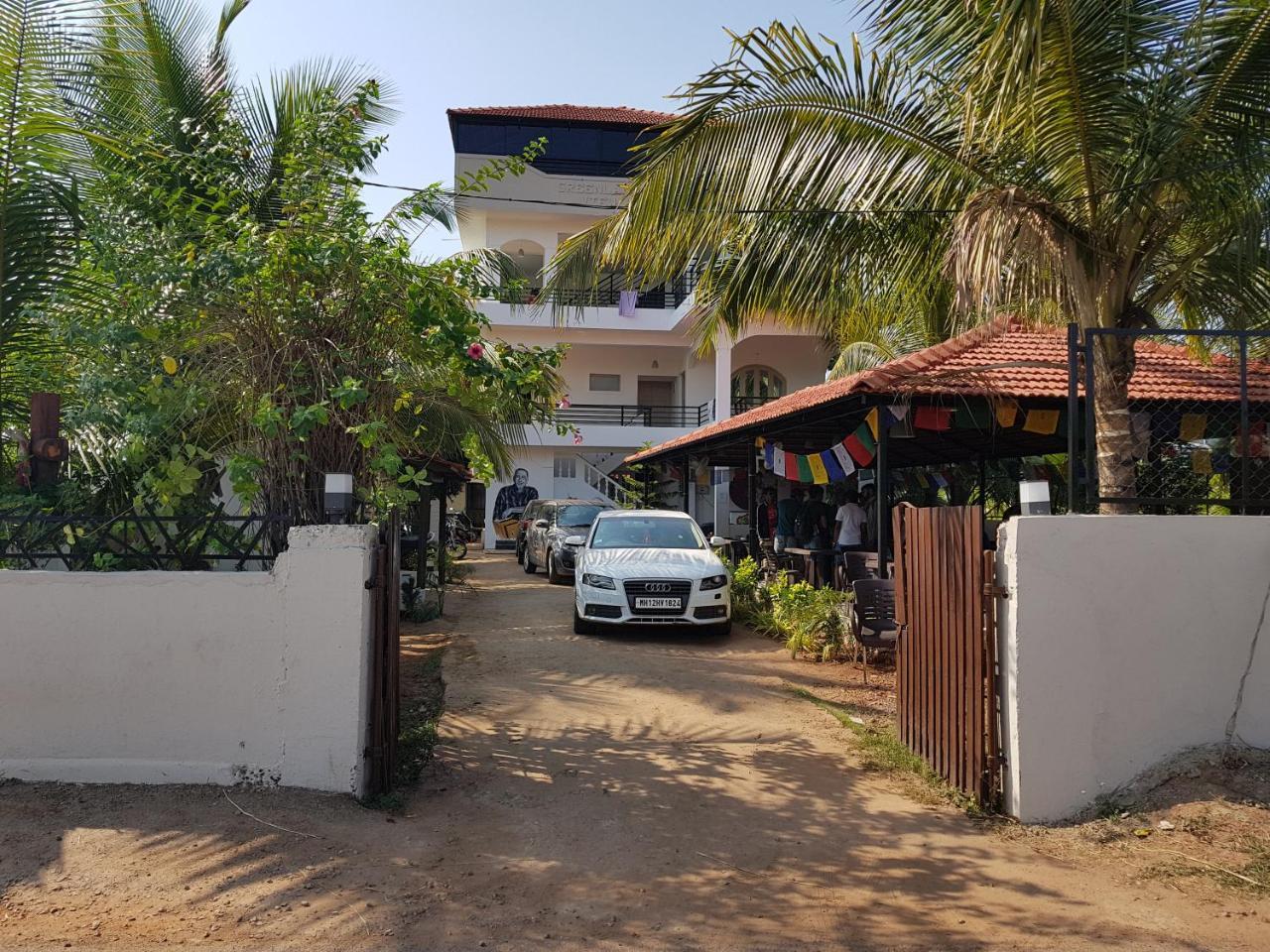 Moustache Goa Cowork Hostel Mandrem Exterior photo